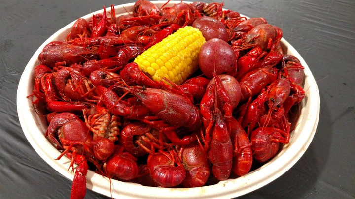 Boiled Crawfish Platter